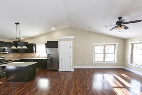 817 Highland Hills Drive Howard OH 43028