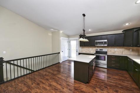 817 Highland Hills Drive Howard OH 43028