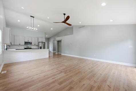 196 N Ridge Heights Drive Howard OH 43028