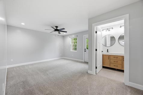 196 N Ridge Heights Drive Howard OH 43028