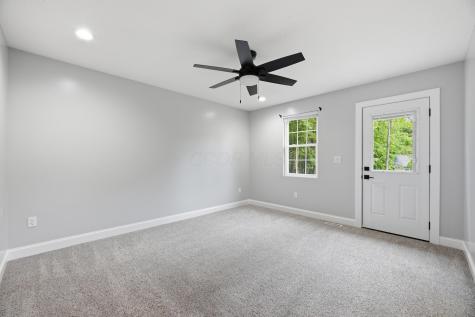196 N Ridge Heights Drive Howard OH 43028