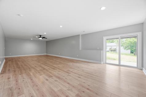 196 N Ridge Heights Drive Howard OH 43028