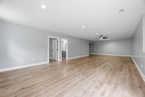 196 N Ridge Heights Drive Howard OH 43028