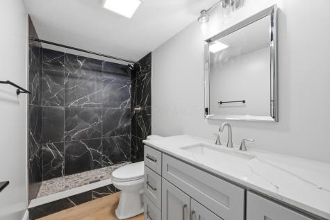 196 N Ridge Heights Drive Howard OH 43028
