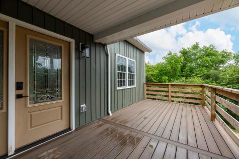 196 N Ridge Heights Drive Howard OH 43028