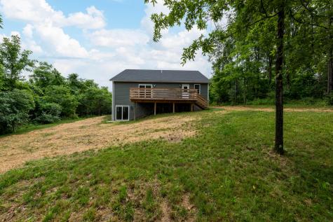 196 N Ridge Heights Drive Howard OH 43028