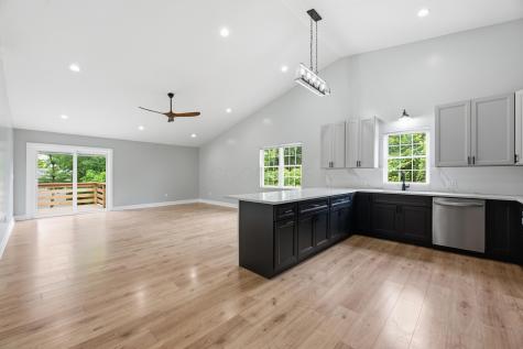 196 N Ridge Heights Drive Howard OH 43028