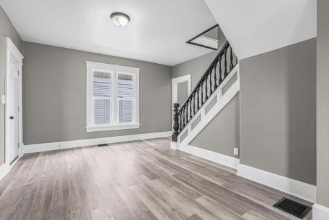 800 1/2 W Vine Street Mount Vernon OH 43050