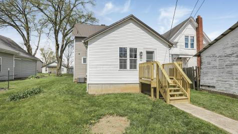 800 1/2 W Vine Street Mount Vernon OH 43050