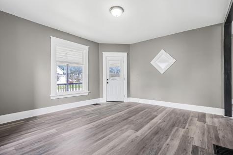 800 1/2 W Vine Street Mount Vernon OH 43050