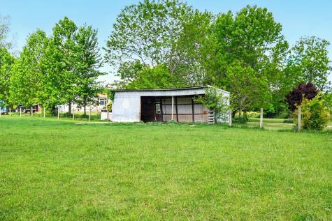 7595 Co Road 19 Fredericktown OH 43019