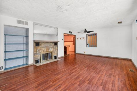 121 N Wisconsin Avenue Wellston OH 45692
