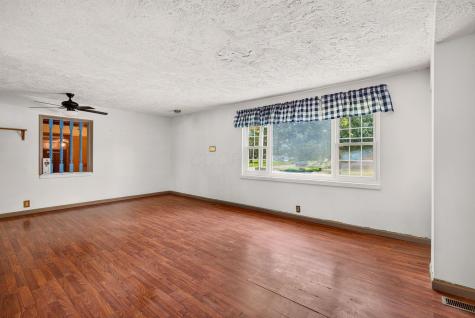 121 N Wisconsin Avenue Wellston OH 45692