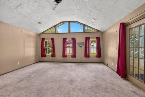 121 N Wisconsin Avenue Wellston OH 45692