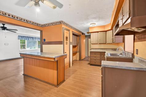 121 N Wisconsin Avenue Wellston OH 45692