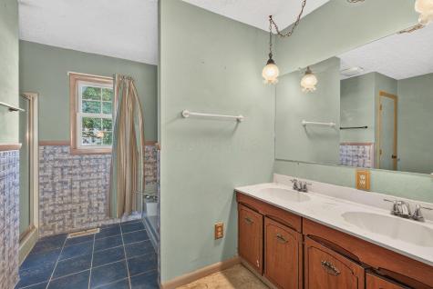 121 N Wisconsin Avenue Wellston OH 45692