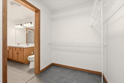 15014 Monroe Mills Mount Vernon OH 43050