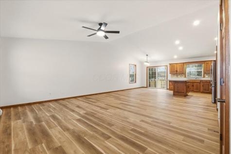 15014 Monroe Mills Mount Vernon OH 43050