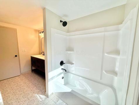 6520 Newark Road Mount Vernon OH 43050