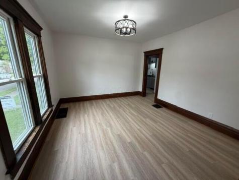 83 S Washington Street Utica OH 43080