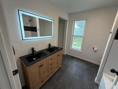 83 S Washington Street Utica OH 43080