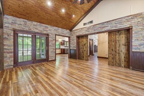 3737 Apple Valley Drive Howard OH 43028