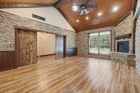 3737 Apple Valley Drive Howard OH 43028