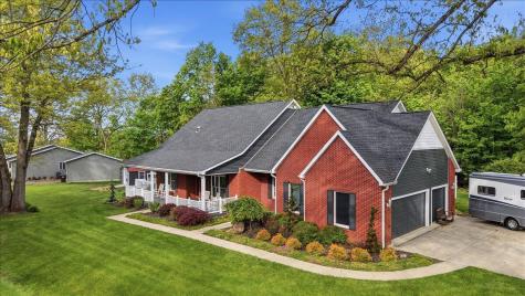 3737 Apple Valley Drive Howard OH 43028
