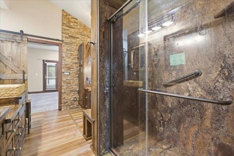 3737 Apple Valley Drive Howard OH 43028