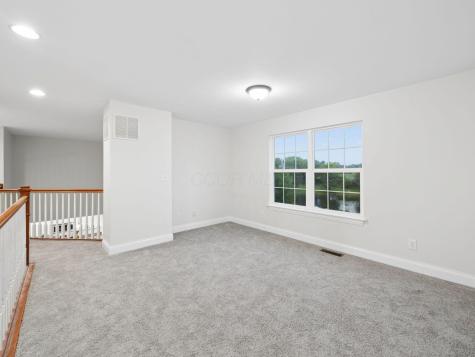 40 Waters Edge Lane Centerburg OH 43011