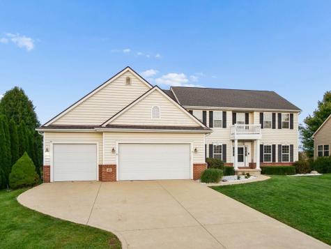 40 Waters Edge Lane Centerburg OH 43011