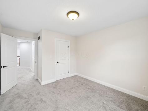 40 Waters Edge Lane Centerburg OH 43011