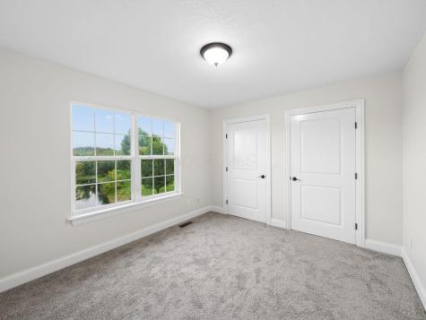 40 Waters Edge Lane Centerburg OH 43011
