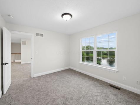 40 Waters Edge Lane Centerburg OH 43011