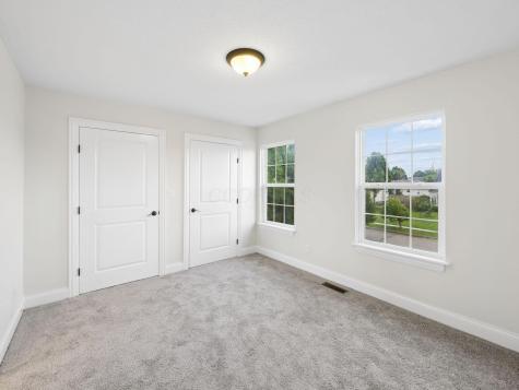 40 Waters Edge Lane Centerburg OH 43011