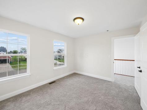40 Waters Edge Lane Centerburg OH 43011