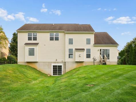 40 Waters Edge Lane Centerburg OH 43011