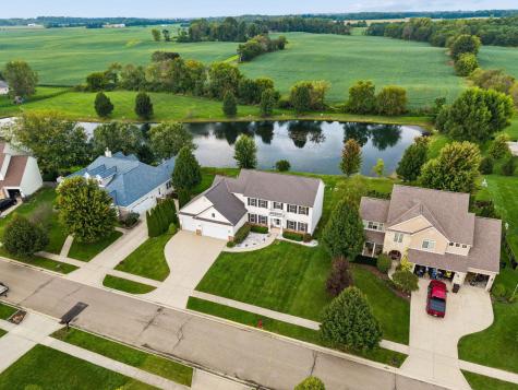 40 Waters Edge Lane Centerburg OH 43011