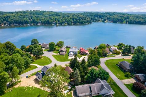 173 Green Valley Drive Howard OH 43028