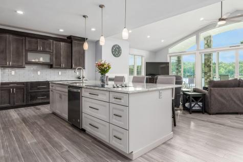 173 Green Valley Drive Howard OH 43028