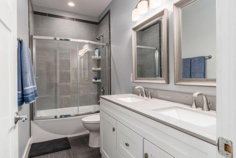 173 Green Valley Drive Howard OH 43028