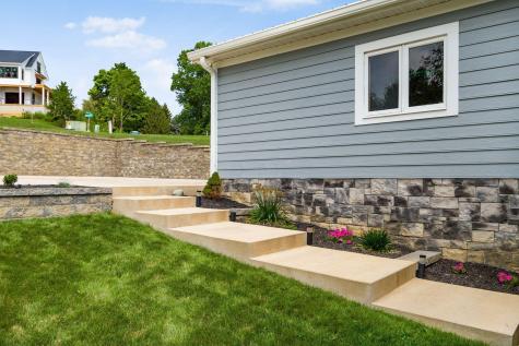 173 Green Valley Drive Howard OH 43028