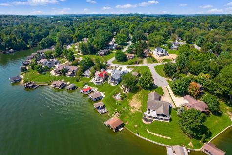 173 Green Valley Drive Howard OH 43028
