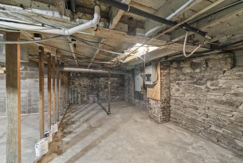 20297 Arrington Road Utica OH 43080
