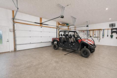 15027 King Road Howard OH 43028