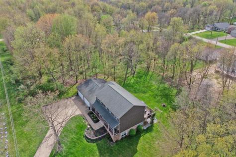 15027 King Road Howard OH 43028