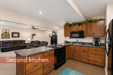 15027 King Road Howard OH 43028