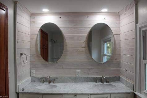 4 Craig Drive Mount Vernon OH 43050