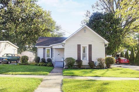 62 S Preston Street Centerburg OH 43011