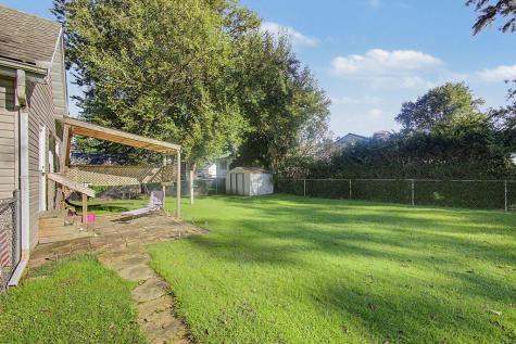 62 S Preston Street Centerburg OH 43011